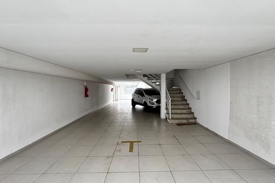 Garagem de apartamento à venda com 2 quartos, 50m² em Jardim do Estádio , Santo André