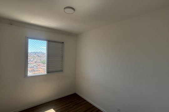 Quarto 2 de apartamento para alugar com 2 quartos, 54m² em Vila Eldízia, Santo André