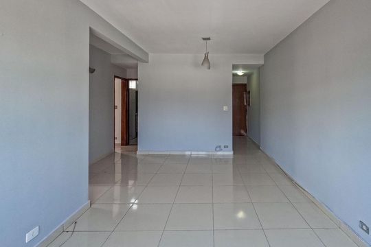 Sala de apartamento à venda com 3 quartos, 80m² em Parque São Domingos, São Paulo
