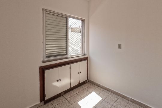 Apartamento à venda com 3 quartos, 80m² em Parque São Domingos, São Paulo