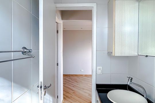 Banheiro de apartamento à venda com 2 quartos, 48m² em Vila Aricanduva, São Paulo