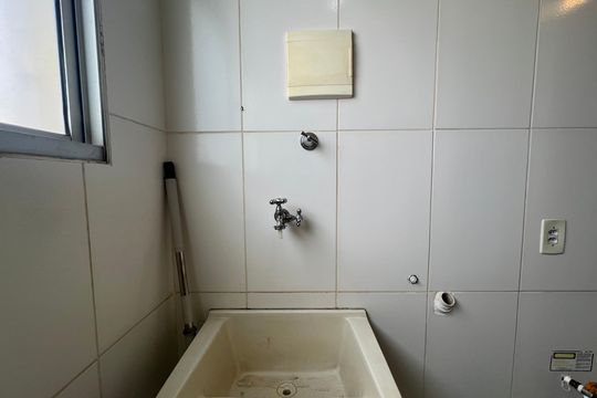 Área de Serviço de apartamento para alugar com 2 quartos, 60m² em Castelo, Belo Horizonte
