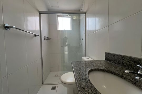Banheiro Social de apartamento para alugar com 2 quartos, 60m² em Castelo, Belo Horizonte