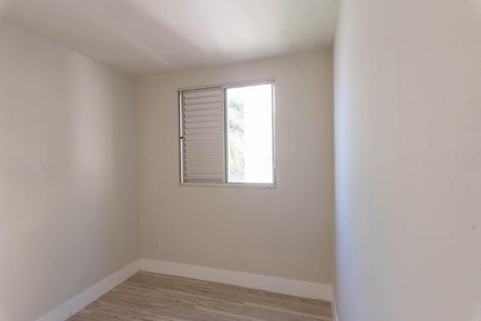 Quarto 1 de apartamento à venda com 2 quartos, 50m² em Jardim Santa Lúcia, Campinas