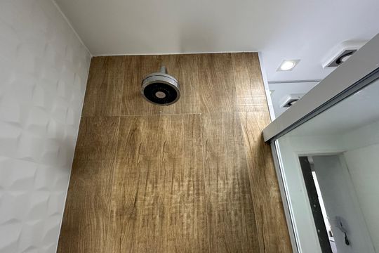Banheiro da Suíte de apartamento para alugar com 1 quarto, 38m² em Campo Belo, São Paulo