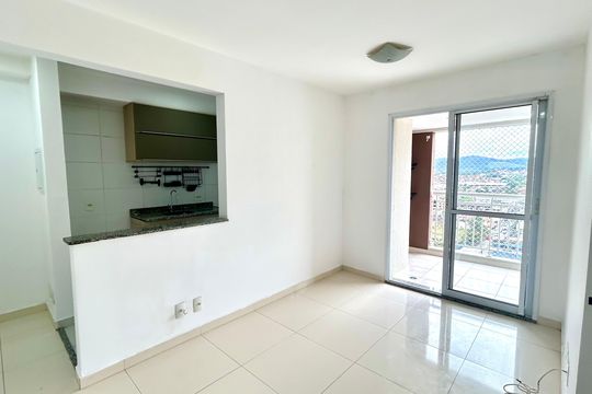 Apartamento à venda com 2 quartos, 56m² em Vila Galvão, Guarulhos