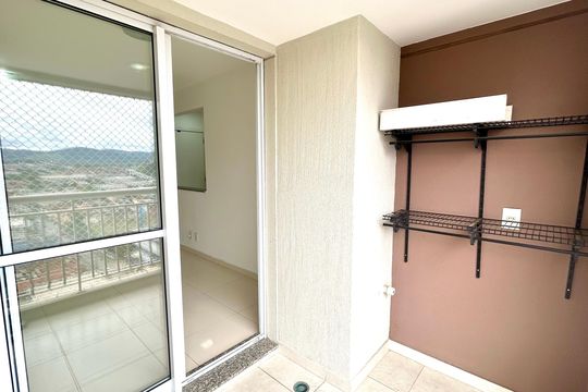 Varanda da Sala de apartamento à venda com 2 quartos, 56m² em Vila Galvão, Guarulhos