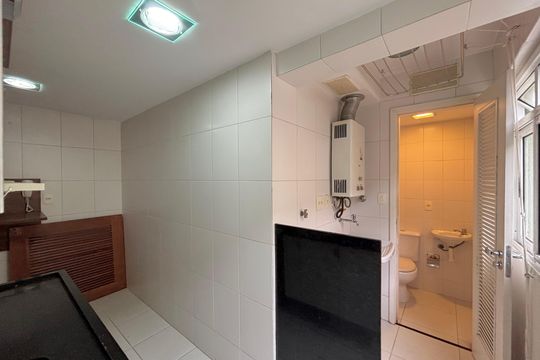 Cozinha de apartamento à venda com 2 quartos, 93m² em Botafogo, Rio de Janeiro