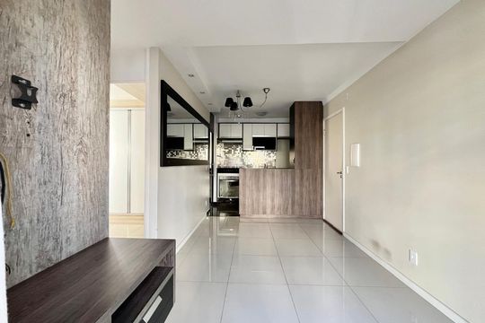 Sala de apartamento para alugar com 2 quartos, 46m² em Vila Marieta, Campinas