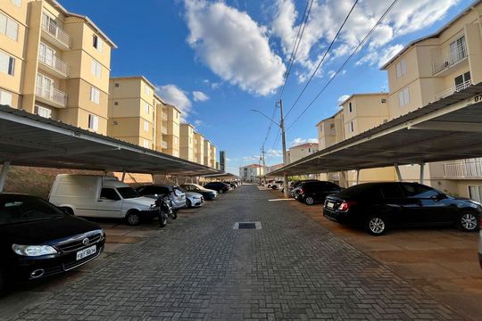 Garagem de apartamento para alugar com 2 quartos, 46m² em Vila Marieta, Campinas