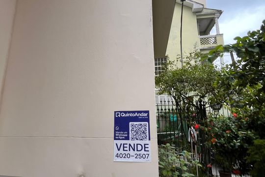 Placa  de apartamento à venda com 1 quarto, 34m² em Copacabana, Rio de Janeiro