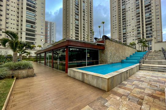 Area Comum - Praça Central de kitnet/studio para alugar com 0 quarto, 38m² em Jardim Flor da Montanha, Guarulhos
