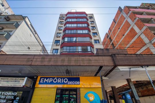 Fachada de kitnet/studio para alugar com 1 quarto, 29m² em Bom Fim, Porto Alegre