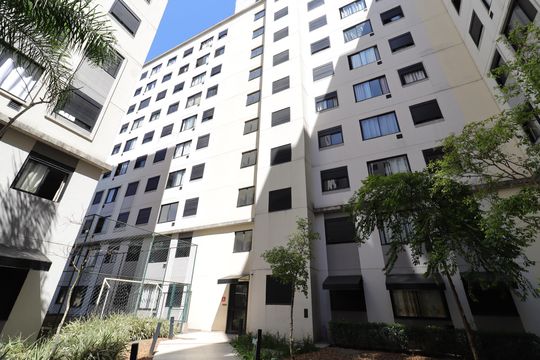 Fachada do bloco de apartamento para alugar com 2 quartos, 34m² em Jurubatuba, São Paulo
