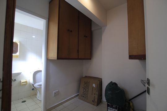 Área de serviço de apartamento à venda com 3 quartos, 190m² em Aclimação, São Paulo