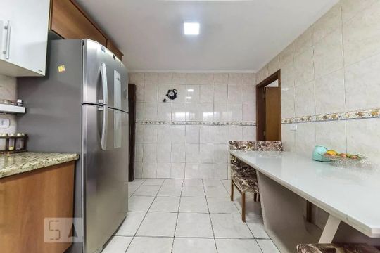 Casa à venda com 3 quartos, 150m² em Santa Terezinha, São Bernardo do Campo