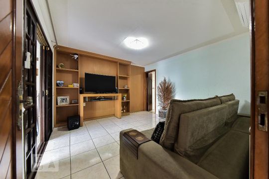 Casa à venda com 3 quartos, 150m² em Santa Terezinha, São Bernardo do Campo