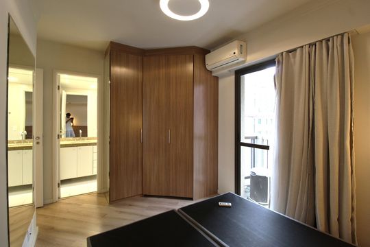 Suíte de apartamento para alugar com 2 quartos, 65m² em Vila Olímpia, São Paulo