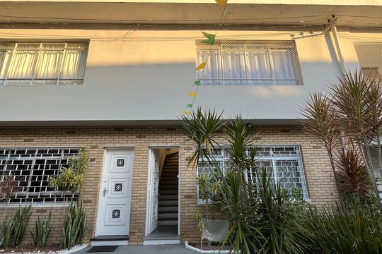 Fachada de casa de condomínio para alugar com 2 quartos, 148m² em Vila Matias, Santos
