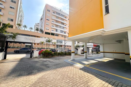 Área comum de apartamento para alugar com 2 quartos, 85m² em Itacorubi, Florianópolis