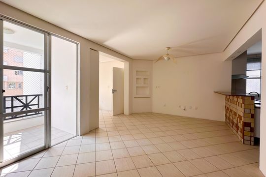 Apartamento para alugar com 2 quartos, 85m² em Itacorubi, Florianópolis