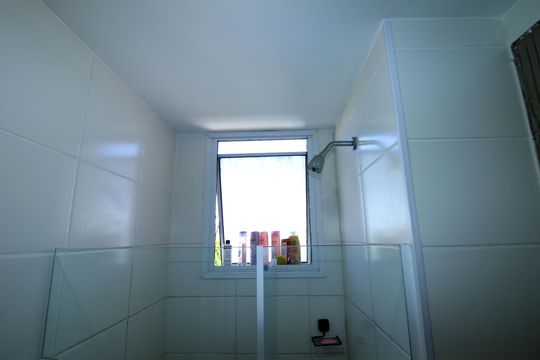 Banheiro de apartamento à venda com 2 quartos, 49m² em Irajá, Rio de Janeiro