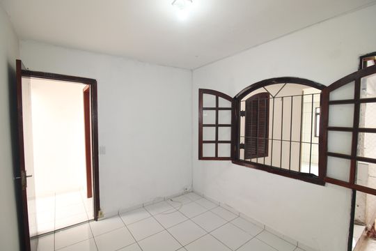 Casa para alugar com 1 quarto, 55m² em Vila Aurora, São Paulo
