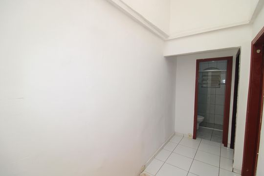Corredor de casa para alugar com 1 quarto, 55m² em Vila Aurora, São Paulo