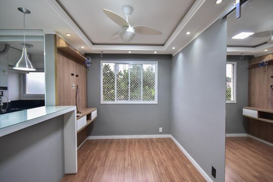 Sala de apartamento à venda com 2 quartos, 42m² em Jardim Novo Taboão, São Paulo