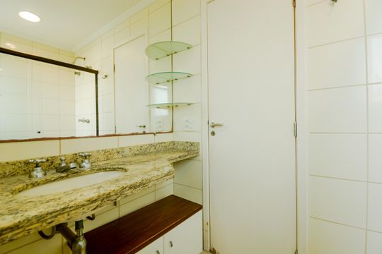 Banheiro Quarto 4 - Suíte  de apartamento para alugar com 4 quartos, 134m² em Vila Progresso, Guarulhos