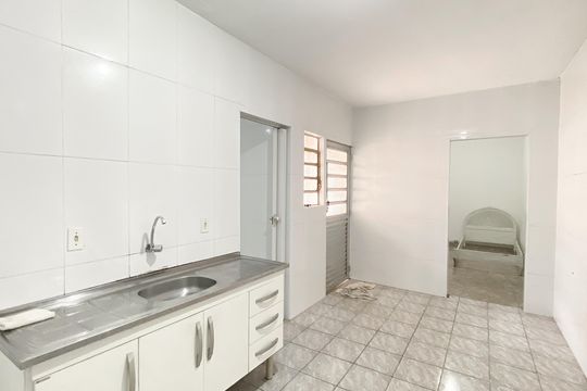 Cozinha de casa para alugar com 1 quarto, 50m² em Parque Artur Alvim, São Paulo