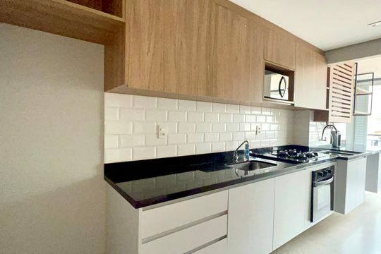 Cozinha de apartamento para alugar com 2 quartos, 56m² em Vila Anglo Brasileira, São Paulo