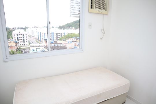 Quarto de apartamento à venda com 2 quartos, 79m² em Recreio dos Bandeirantes, Rio de Janeiro