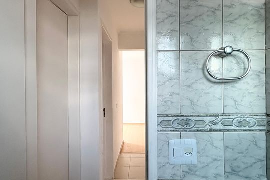 Banheiro de apartamento para alugar com 2 quartos, 54m² em Vila Cruz das Almas, São Paulo