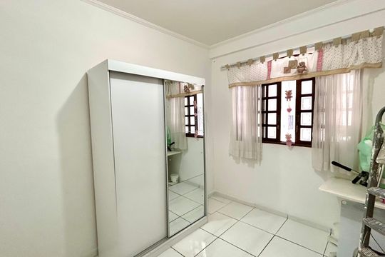 Quarto 1 de casa para alugar com 2 quartos, 146m² em Vila Augusta, Guarulhos