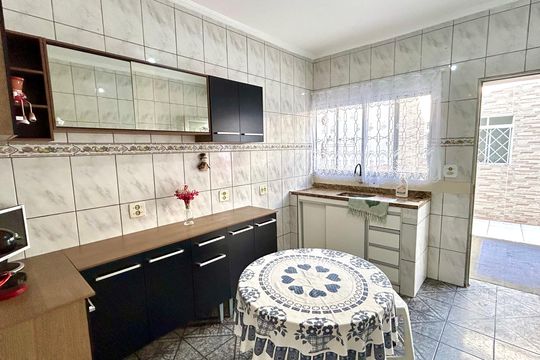 Cozinha de casa para alugar com 2 quartos, 146m² em Vila Augusta, Guarulhos
