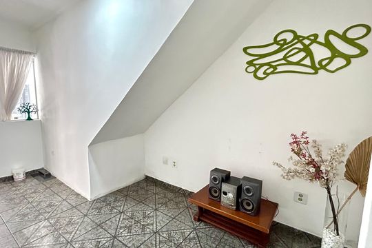 Sala de casa para alugar com 2 quartos, 146m² em Vila Augusta, Guarulhos
