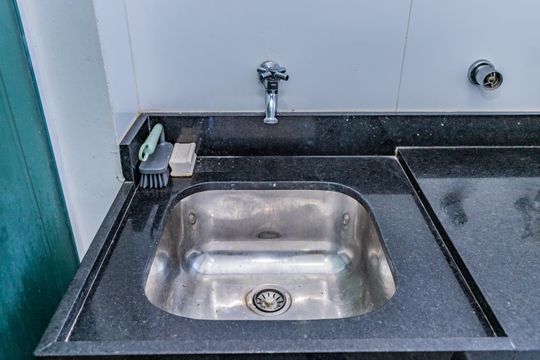 Área de Serviço de apartamento à venda com 2 quartos, 54m² em Parque Maria Domitila, São Paulo