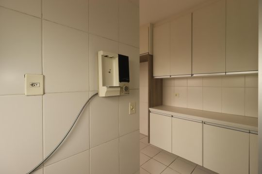 Área de Serviço de apartamento para alugar com 3 quartos, 89m² em Campestre, Santo André