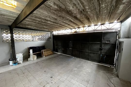 Garagem de casa à venda com 3 quartos, 180m² em Lauzane Paulista, São Paulo