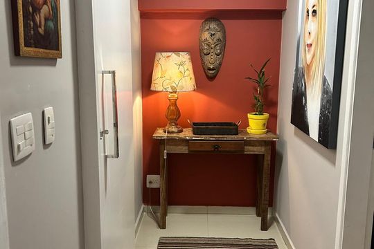 Corredor de casa para alugar com 1 quarto, 78m² em Vila Clementino, São Paulo