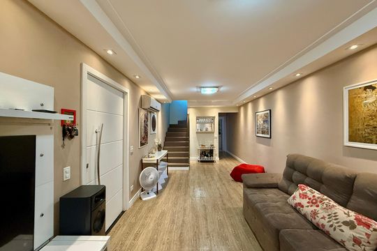Sala  de casa à venda com 3 quartos, 174m² em Santo Amaro, São Paulo