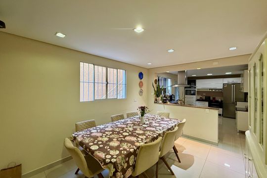 Sala  de casa à venda com 3 quartos, 174m² em Santo Amaro, São Paulo