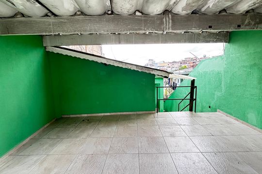 Garagem de casa para alugar com 2 quartos, 150m² em Jardim Ipanema, Santo André