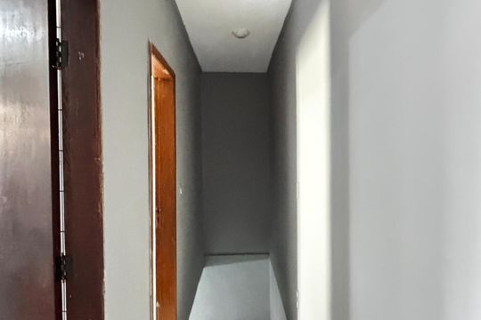 Corredor de casa para alugar com 2 quartos, 150m² em Jardim Ipanema, Santo André