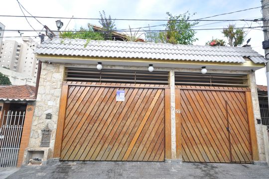 Fachada de casa para alugar com 5 quartos, 420m² em Vila Mazzei, São Paulo