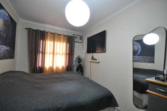 Quarto 3 de casa para alugar com 5 quartos, 420m² em Vila Mazzei, São Paulo