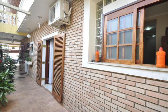 Quintal de casa para alugar com 5 quartos, 420m² em Vila Mazzei, São Paulo