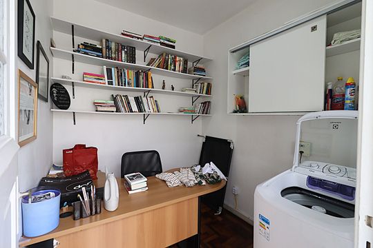 Área de serviço de apartamento para alugar com 2 quartos, 84m² em Bom Fim, Porto Alegre