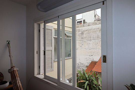 Vista Sala de apartamento para alugar com 2 quartos, 84m² em Bom Fim, Porto Alegre
